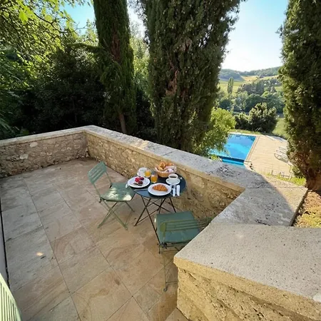 Vila Large Stone House, Pool, And Leisure Activities